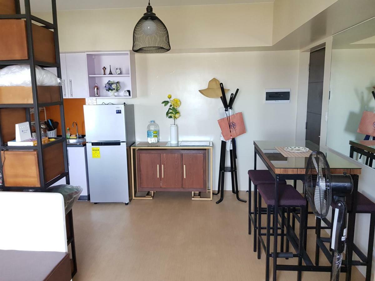 Nice Corner Ayala 1 Bedroom Condo At Heart Of Davao City With Hi Speed Wi Fi Internet Eksteriør billede